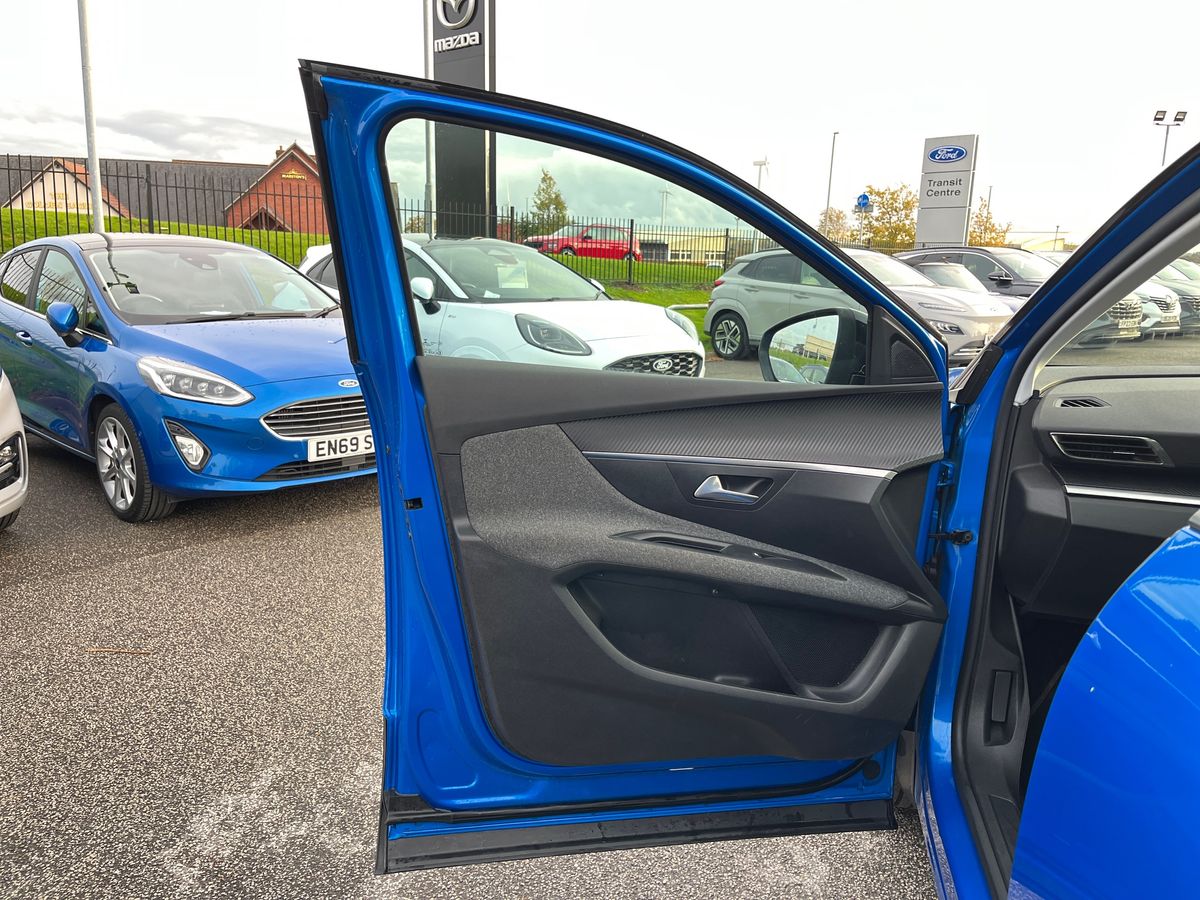 Used Peugeot 3008 2022 for sale - 76412804: Photo 30