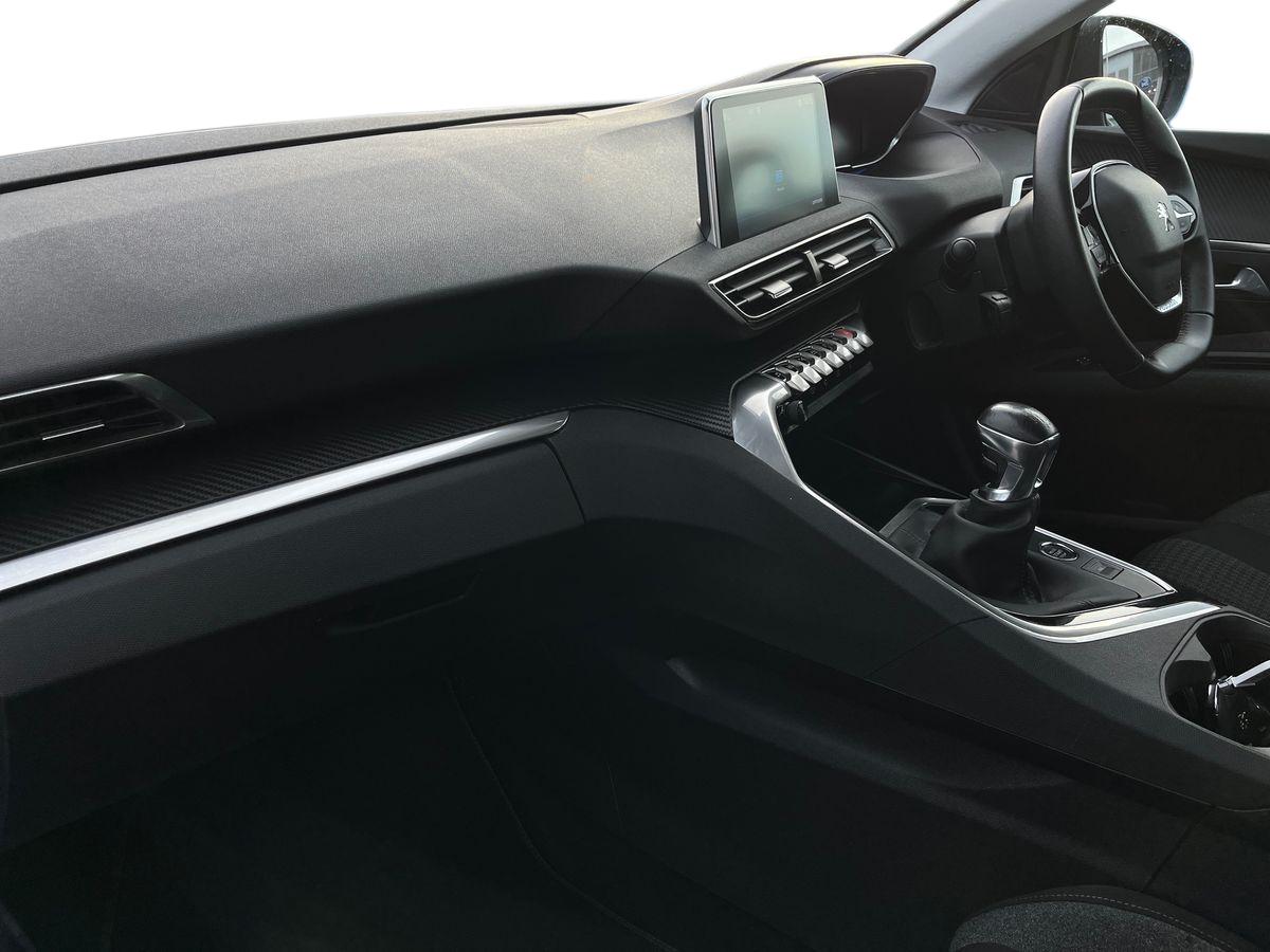 Used Peugeot 3008 2022 for sale - 76412804: Photo 6