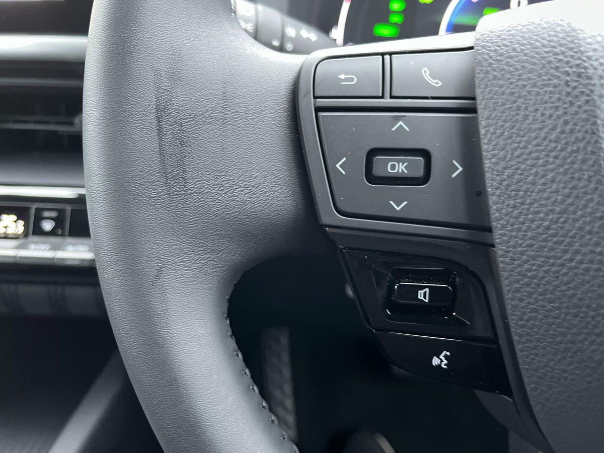 Used Toyota C-HR 2025 for sale - 77517067: Photo 16