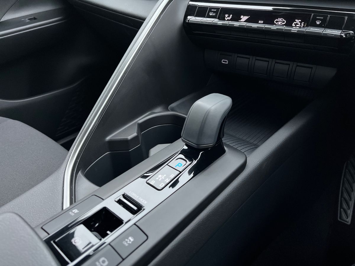 Used Toyota C-HR 2025 for sale - 77517067: Photo 17