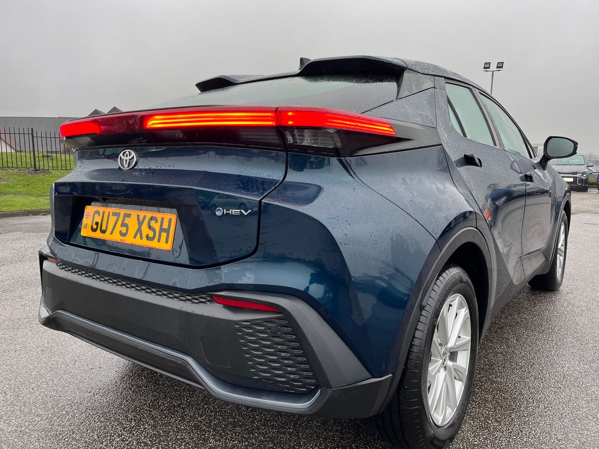 Used Toyota C-HR 2025 for sale - 77517067: Photo 24