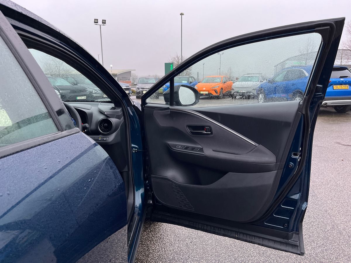 Used Toyota C-HR 2025 for sale - 77517067: Photo 44