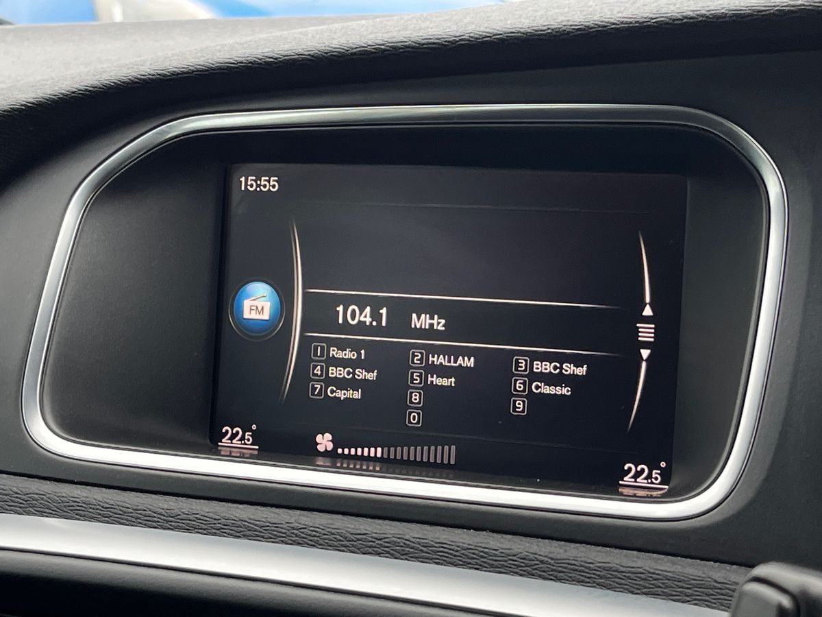 Used Volvo V40 2018 for sale - 76310912: Photo 11