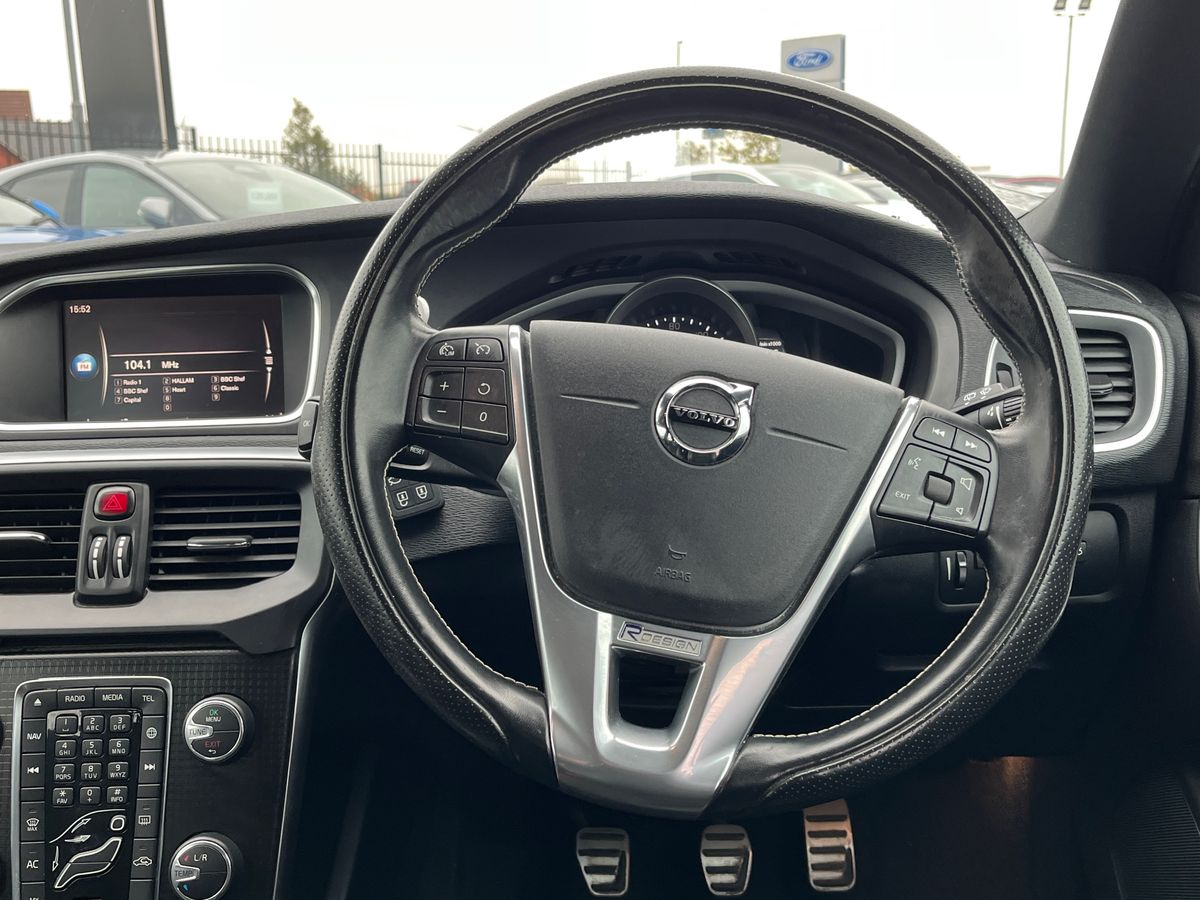 Used Volvo V40 2018 for sale - 76310912: Photo 16