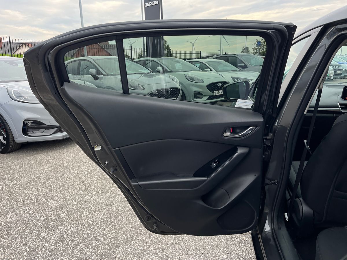 Used Mazda Mazda3 2018 for sale - 76142093: Photo 35