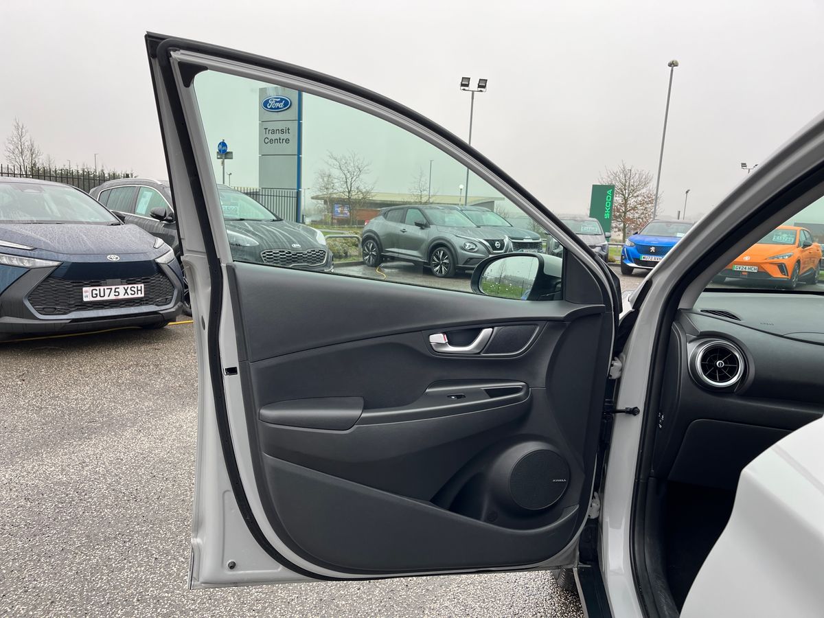 Used Hyundai KONA 2023 for sale - 77517069: Photo 33