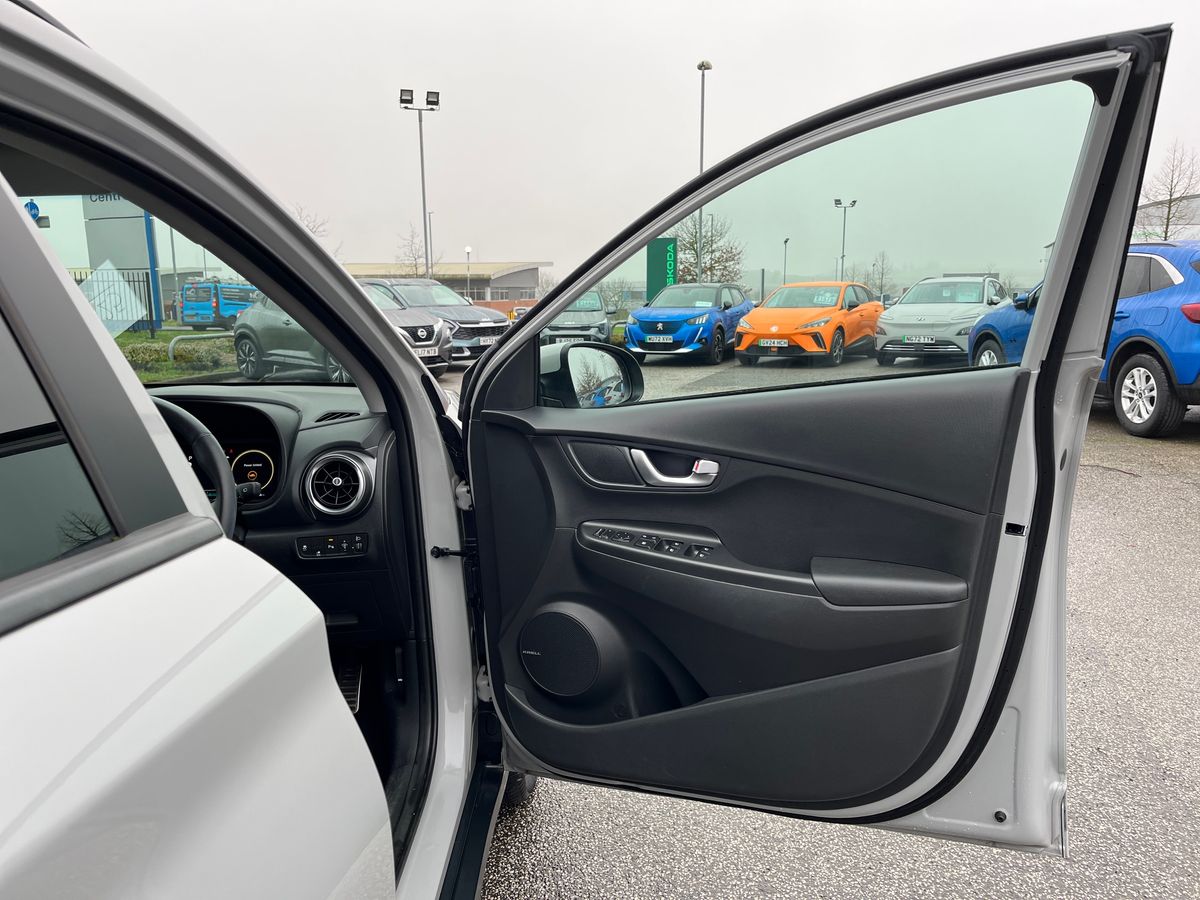 Used Hyundai KONA 2023 for sale - 77517069: Photo 35