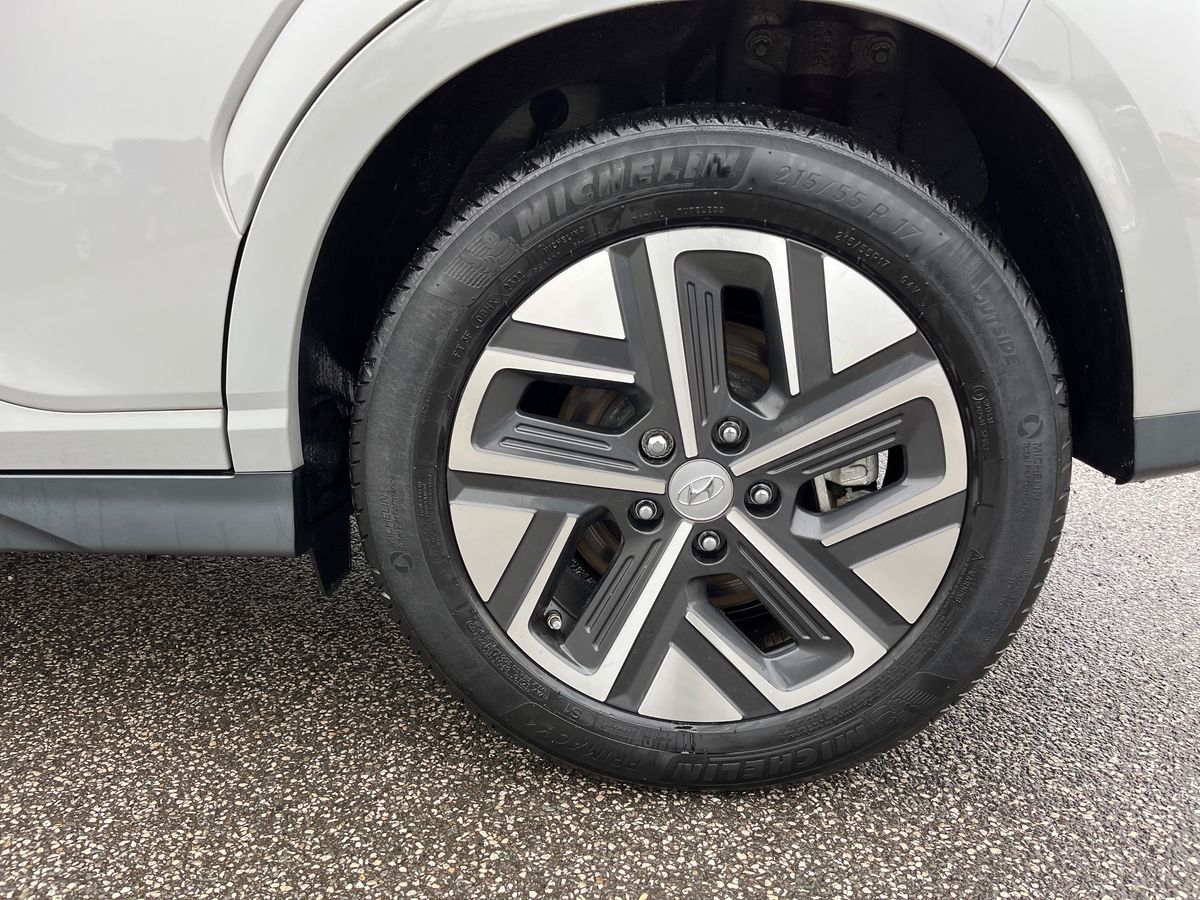 Used Hyundai KONA 2023 for sale - 77517069: Photo 7