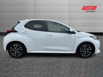 Used Toyota Yaris 2020 for sale - 74925939: Photo