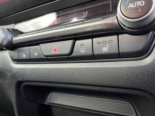 Used Mazda CX-30 2022 for sale - 75983517: Photo 43