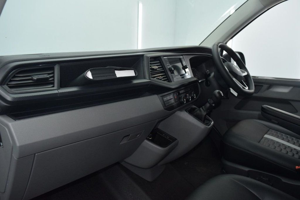Used Volkswagen Transporter 2023 for sale - 77905280: Photo 12