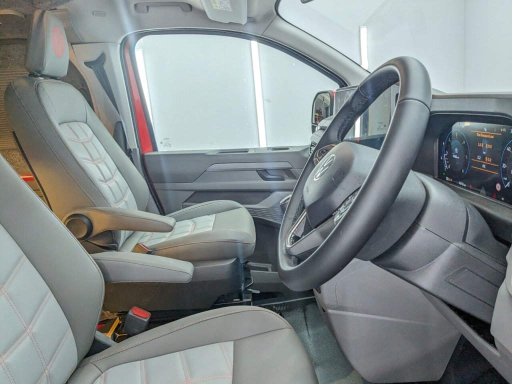 Used Volkswagen Transporter 2025 for sale - 77620910: Photo 16