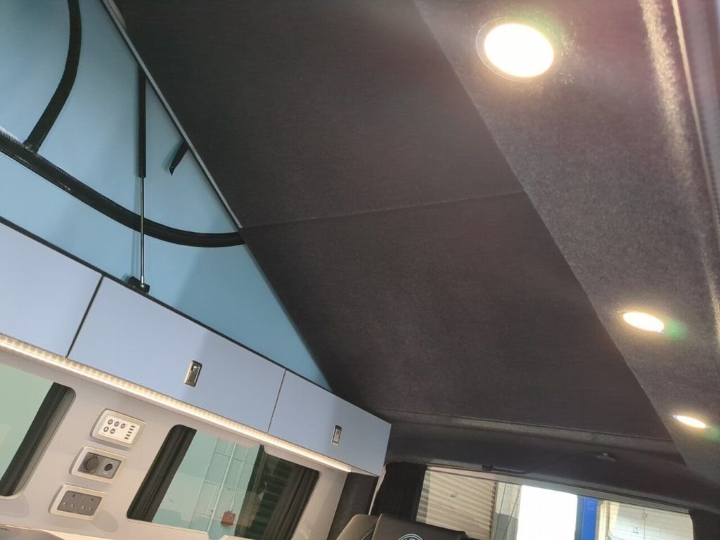 Used Volkswagen Transporter 2023 for sale - 78056227: Photo 12