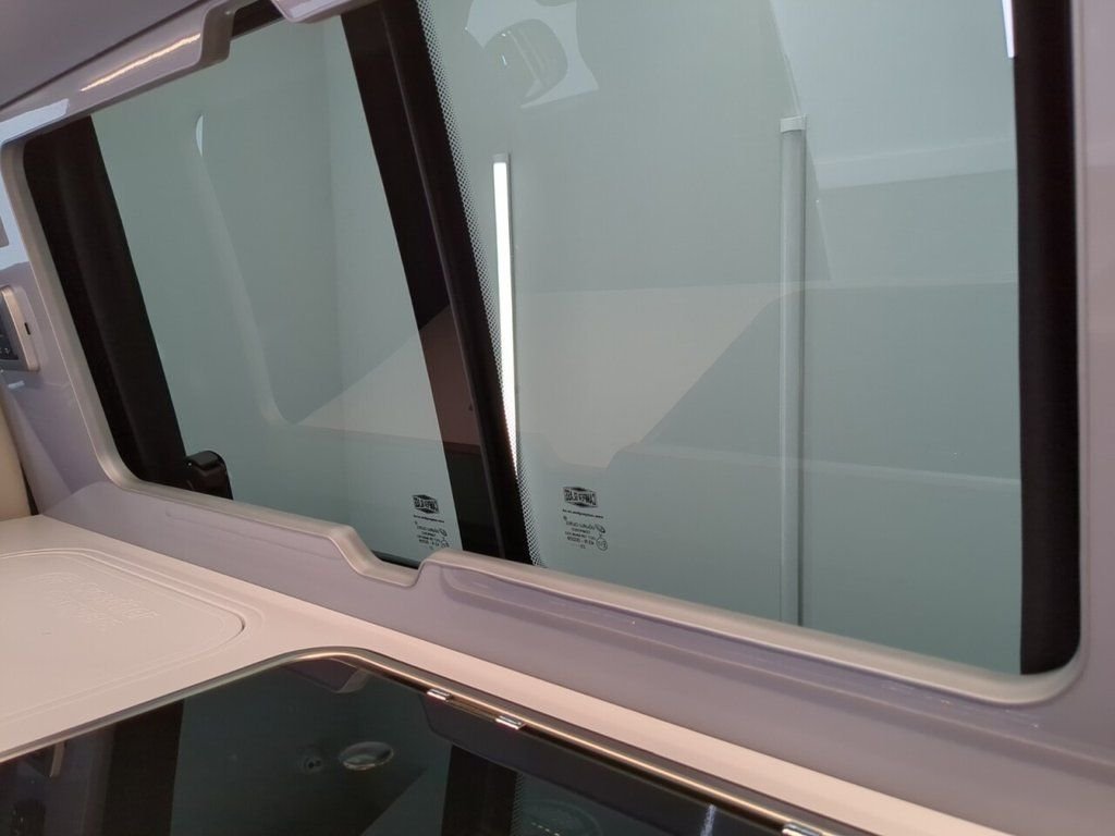 Used Volkswagen Transporter 2023 for sale - 78056227: Photo 16