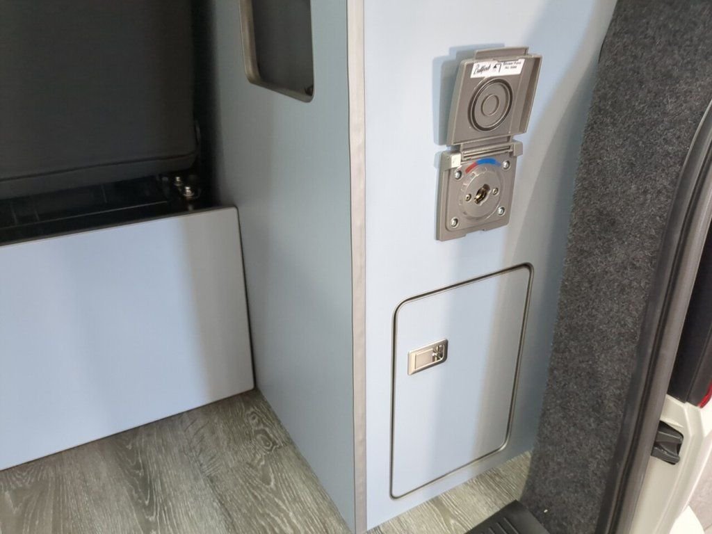 Used Volkswagen Transporter 2023 for sale - 78056227: Photo 38