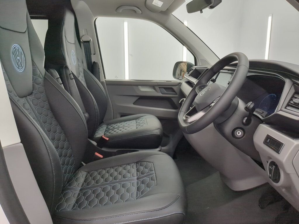 Used Volkswagen Transporter 2023 for sale - 78056227: Photo 49