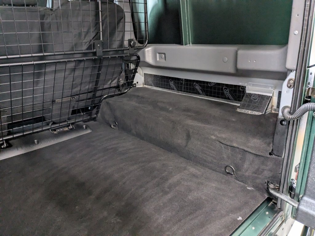 Used Land Rover Defender 2012 for sale - 77632139: Photo 10