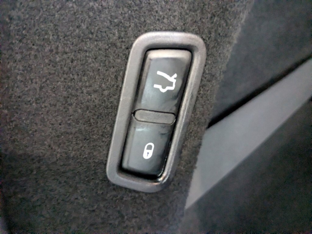 Used Maserati Levante 2017 for sale - 77192902: Photo 11