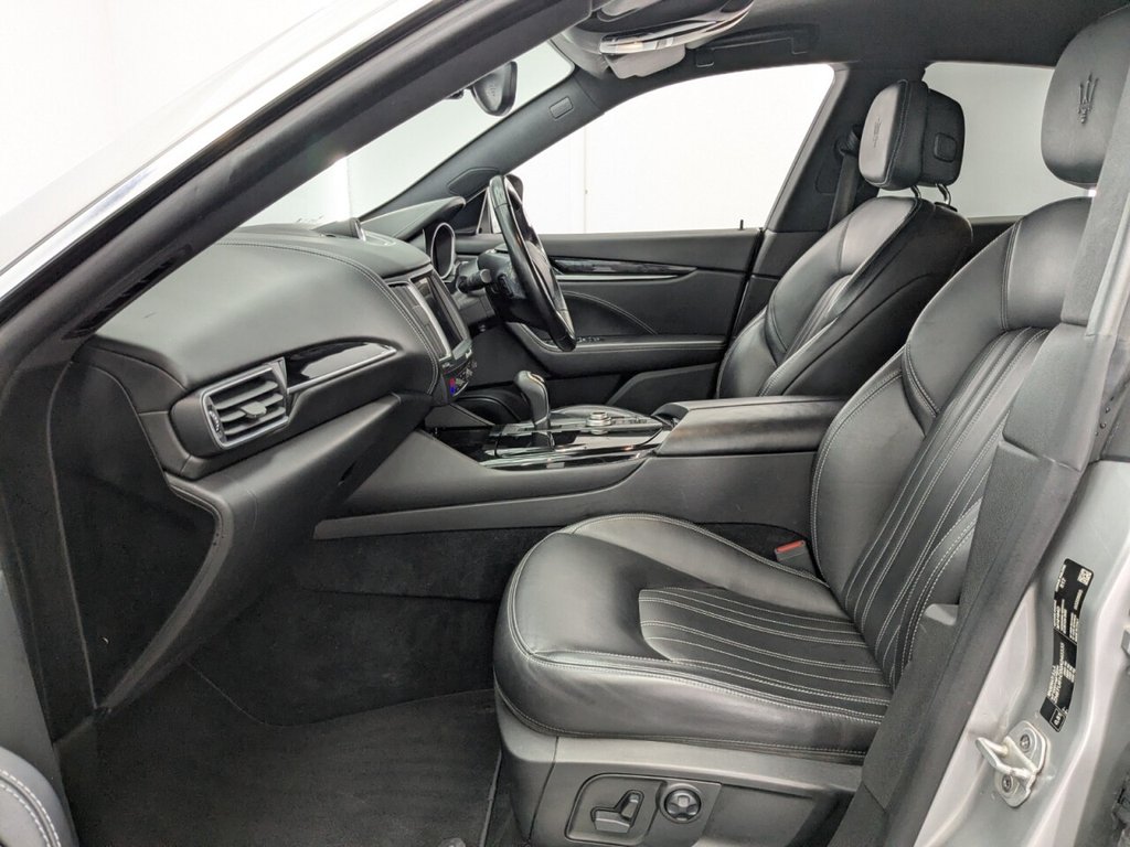Used Maserati Levante 2017 for sale - 77192902: Photo 17