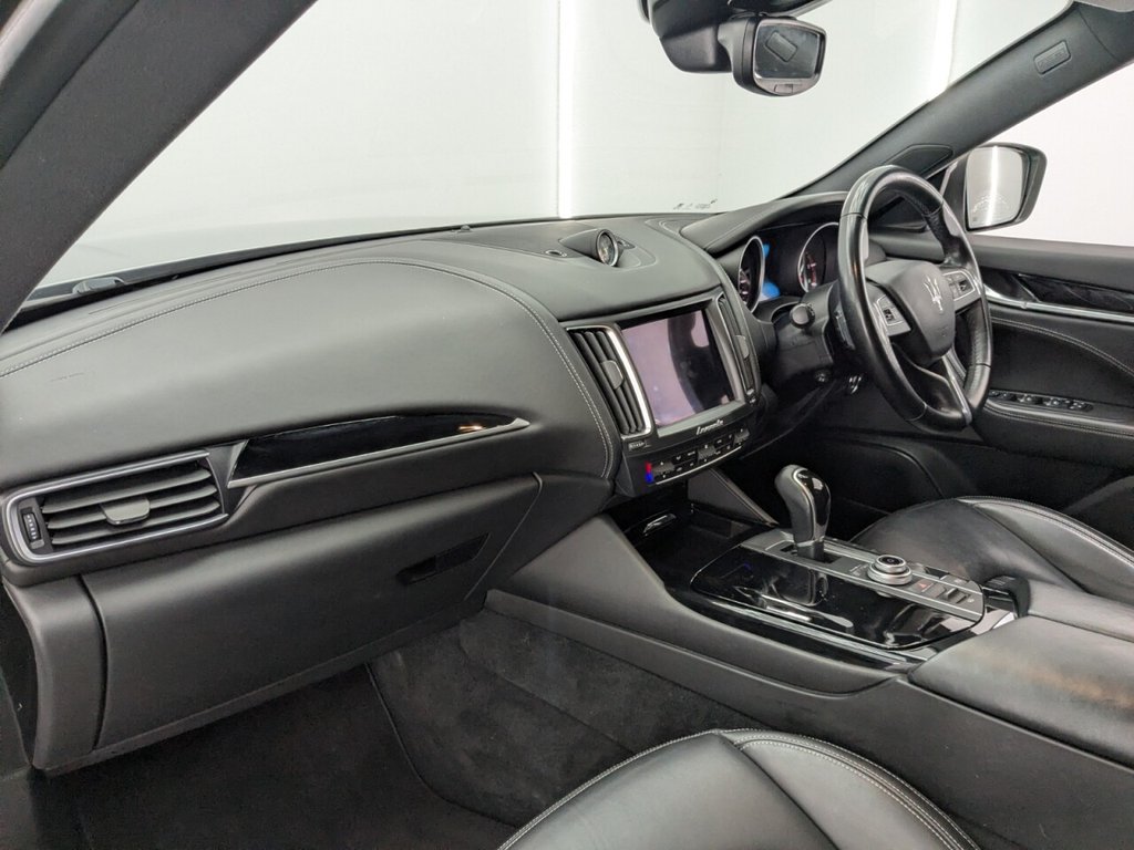 Used Maserati Levante 2017 for sale - 77192902: Photo 18