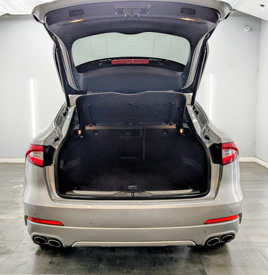 Used Maserati Levante 2017 for sale - 77192902: Photo 9