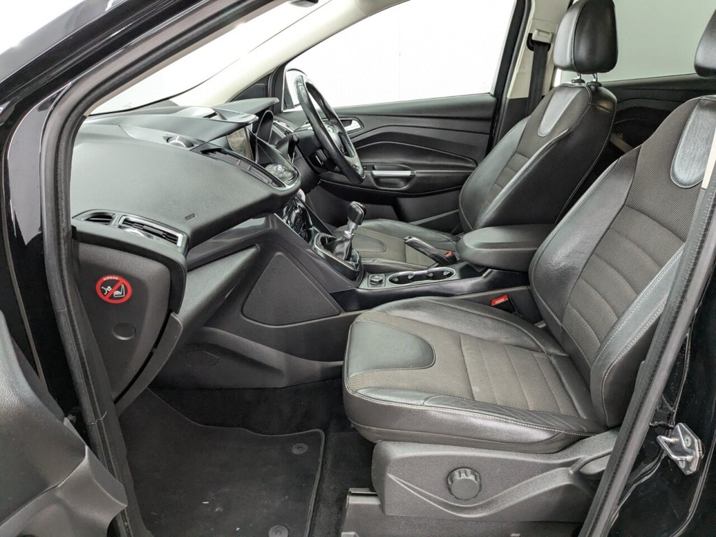 Used Ford Kuga 2016 for sale - 77642468: Photo 14