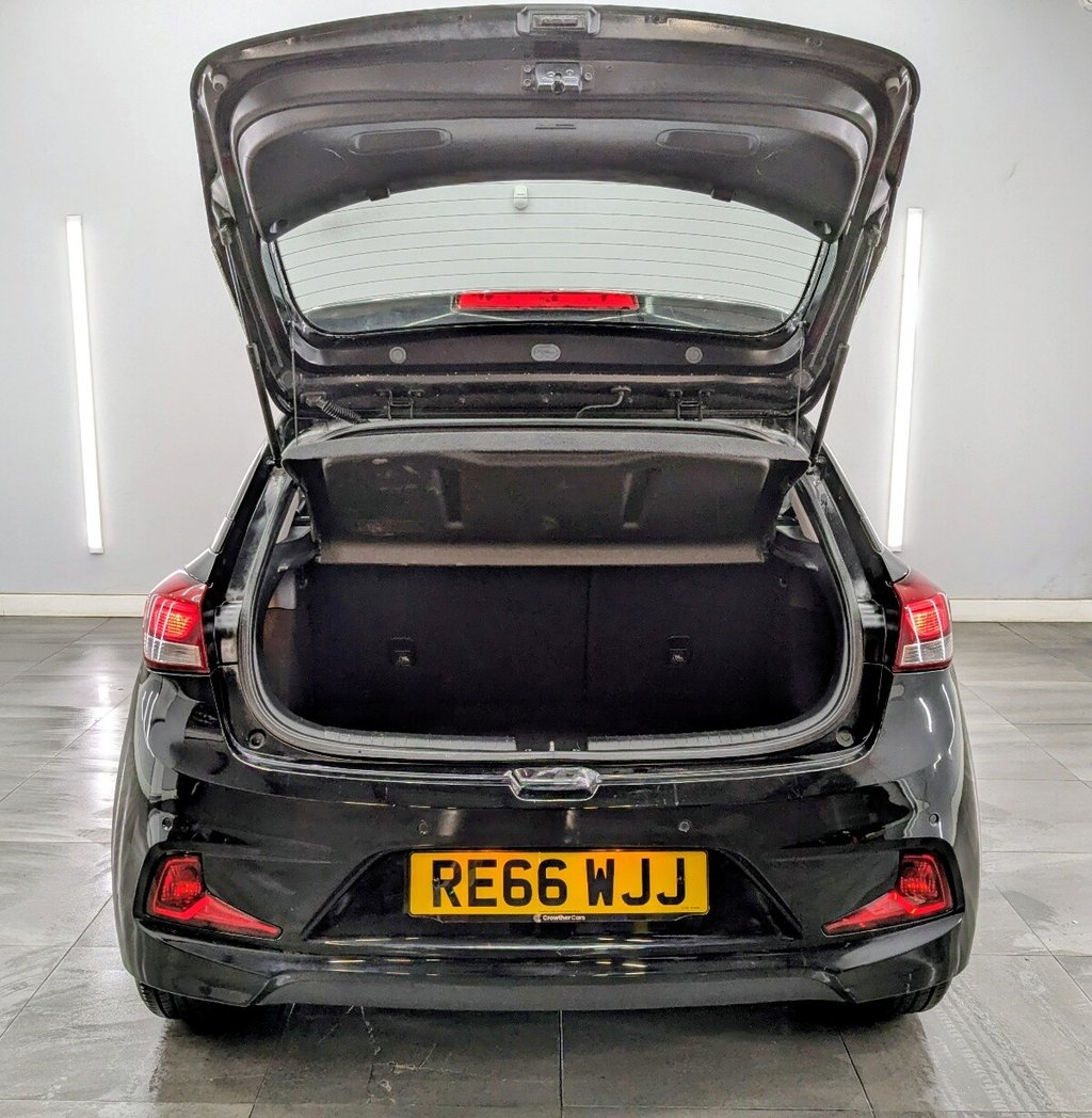 Used Hyundai i20 2016 for sale - 77341463: Photo 9