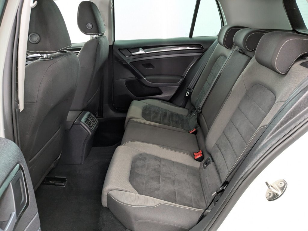 Used Volkswagen Golf 2015 for sale - 77421843: Photo 11