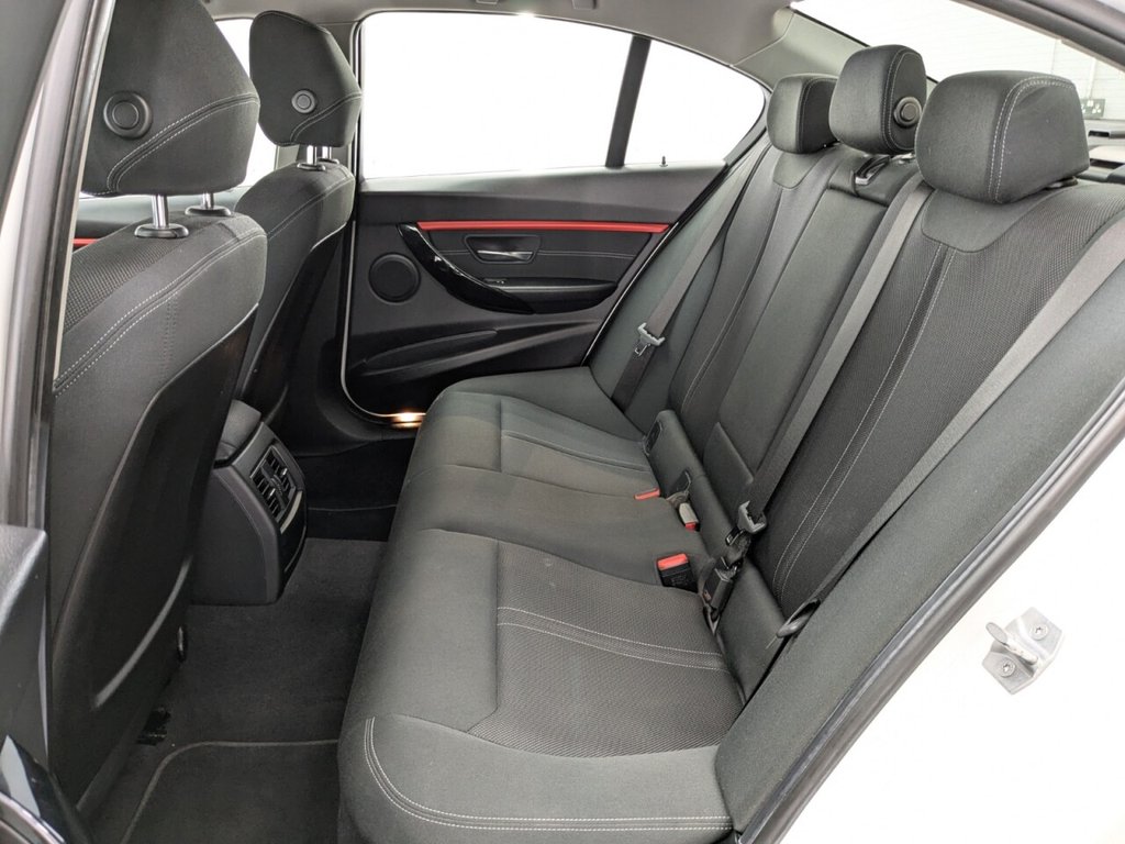 Used BMW 3 Series 2018 for sale - 77192904: Photo 11