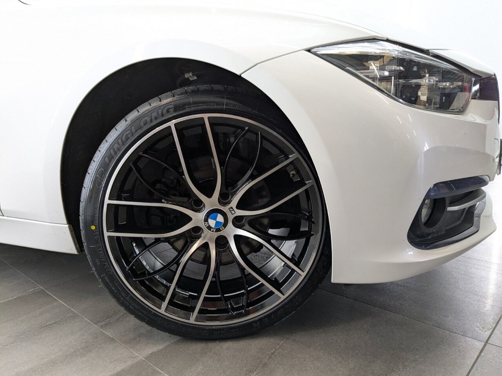 Used BMW 3 Series 2018 for sale - 77192904: Photo 2