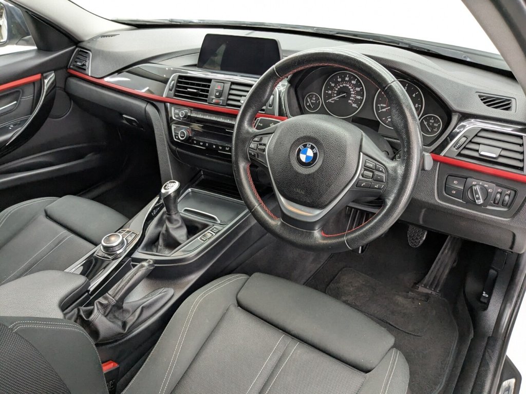 Used BMW 3 Series 2018 for sale - 77192904: Photo 21