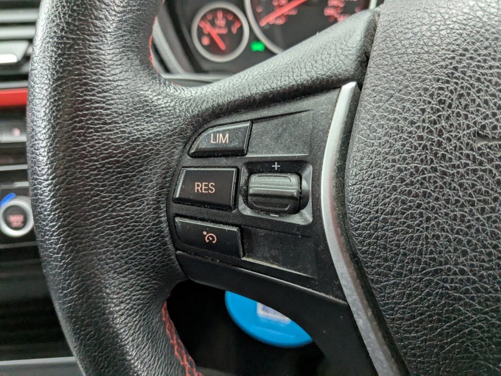 Used BMW 3 Series 2018 for sale - 77192904: Photo 36