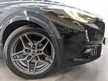 Used Infiniti Q30 2017 for sale - 78082329: Photo