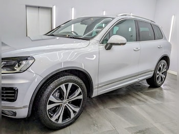 Used Volkswagen Touareg 2015 for sale - 78543647: Photo