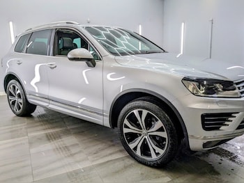 Used Volkswagen Touareg 2015 for sale - 78543647: Photo