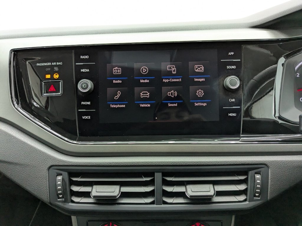 Used Volkswagen Polo 2018 for sale - 77192898: Photo 24