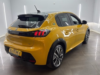 Used Peugeot E-208 2021 for sale - 78768621: Photo