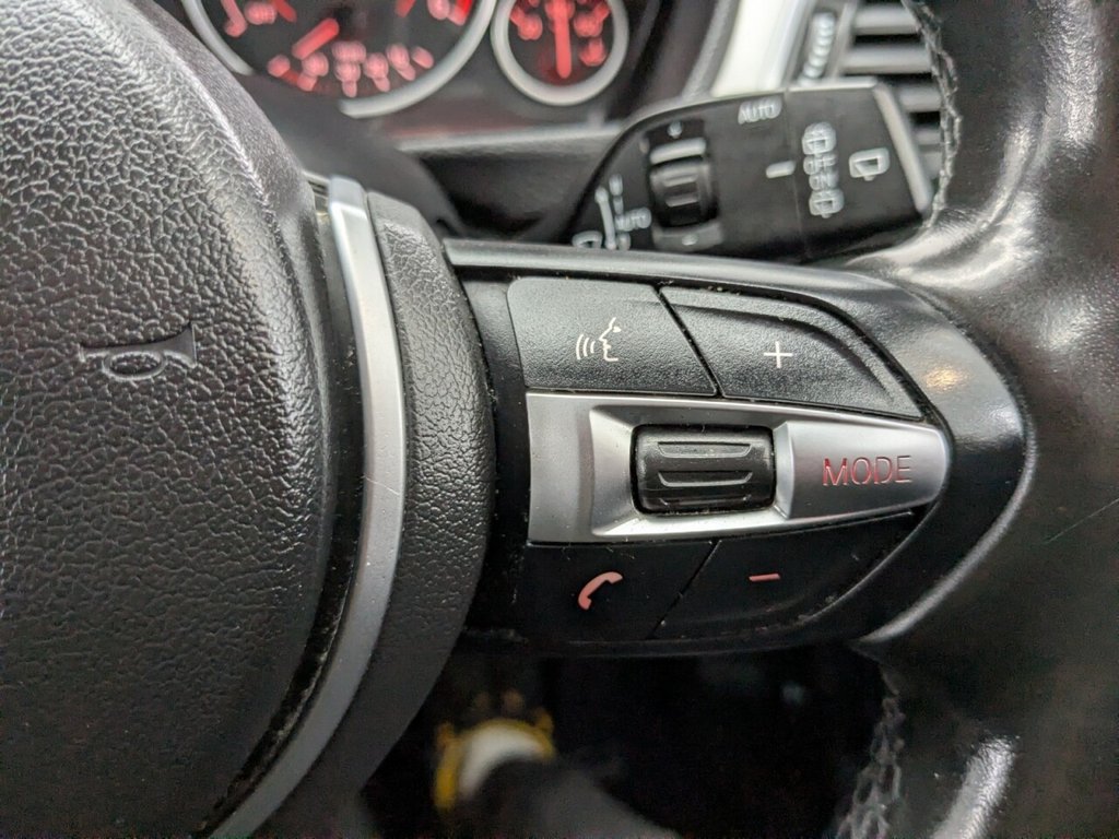 Used BMW 3 Series 2019 for sale - 77594338: Photo 37