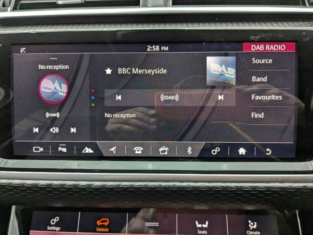 Used Land Rover Range Rover Velar 2017 for sale - 77227581: Photo 31