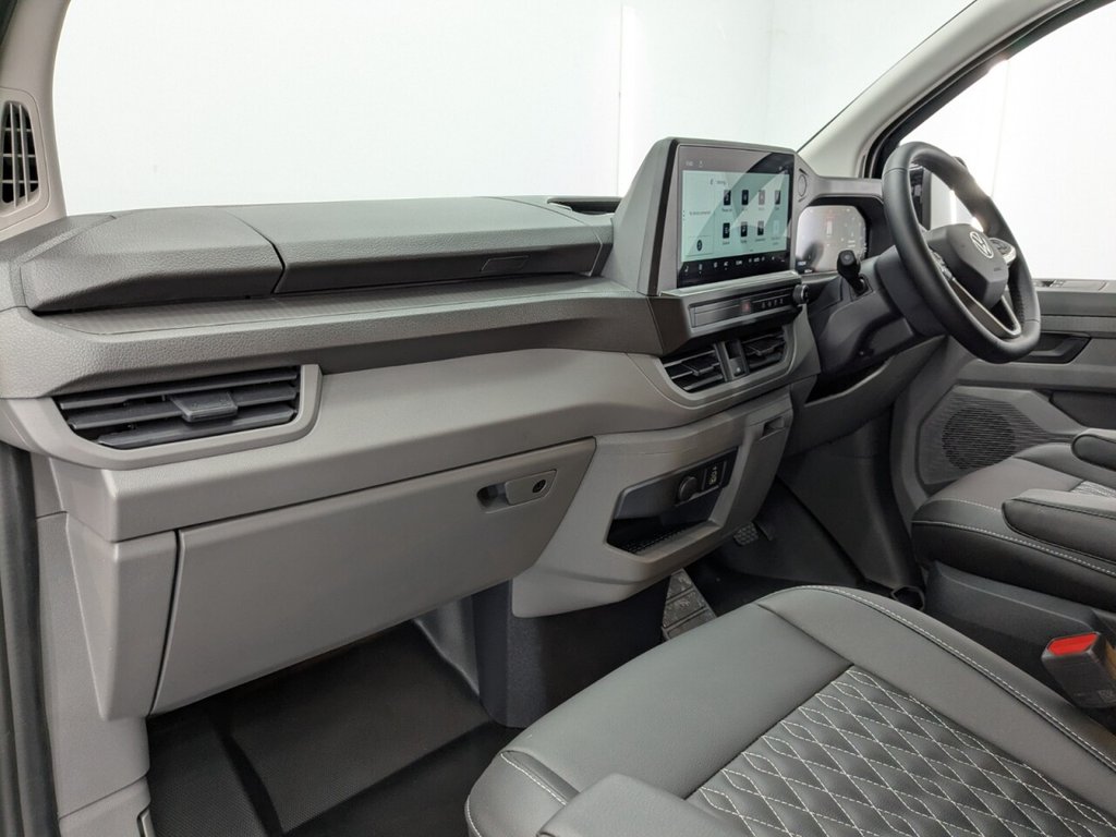 Used Volkswagen Transporter 2025 for sale - 77192910: Photo 15