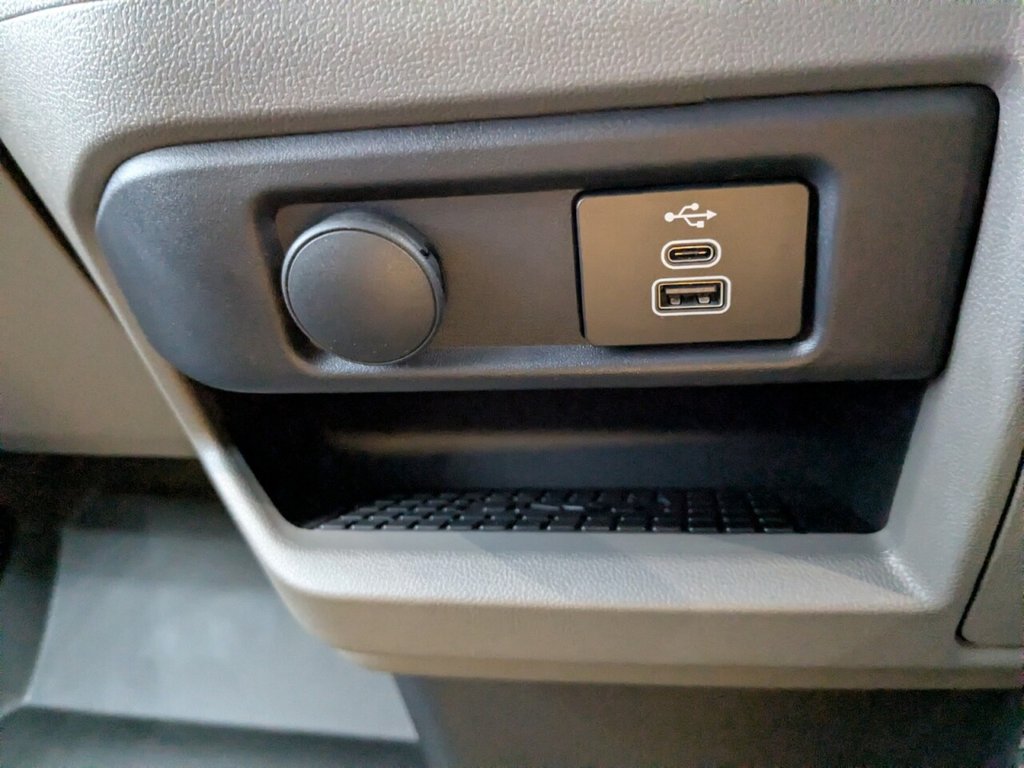 Used Volkswagen Transporter 2025 for sale - 77192910: Photo 23