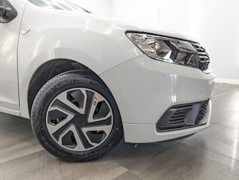 Used Dacia Sandero 2017 for sale - 78524662: Photo