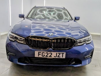 Used BMW 3 Series 2022 for sale - 78570001: Photo