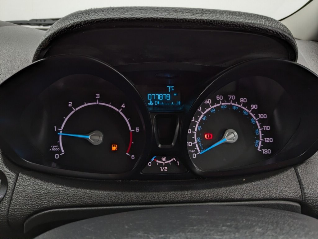 Used Ford Ecosport 2015 for sale - 77275720: Photo 33