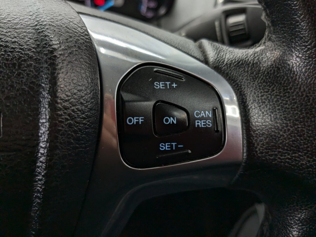 Used Ford Ecosport 2015 for sale - 77275720: Photo 35