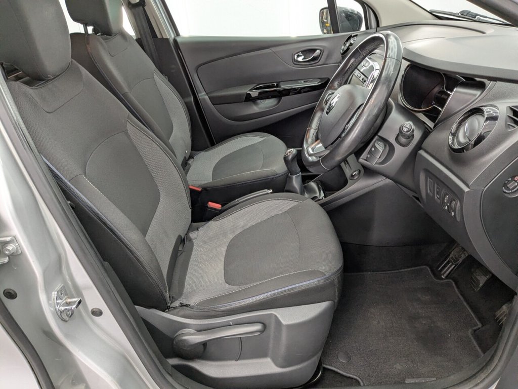 Used Renault Captur 2017 for sale - 77720077: Photo 20