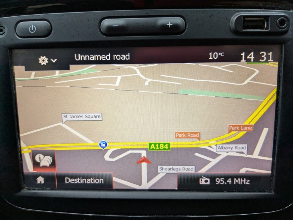 Used Renault Captur 2017 for sale - 77720077: Photo 29