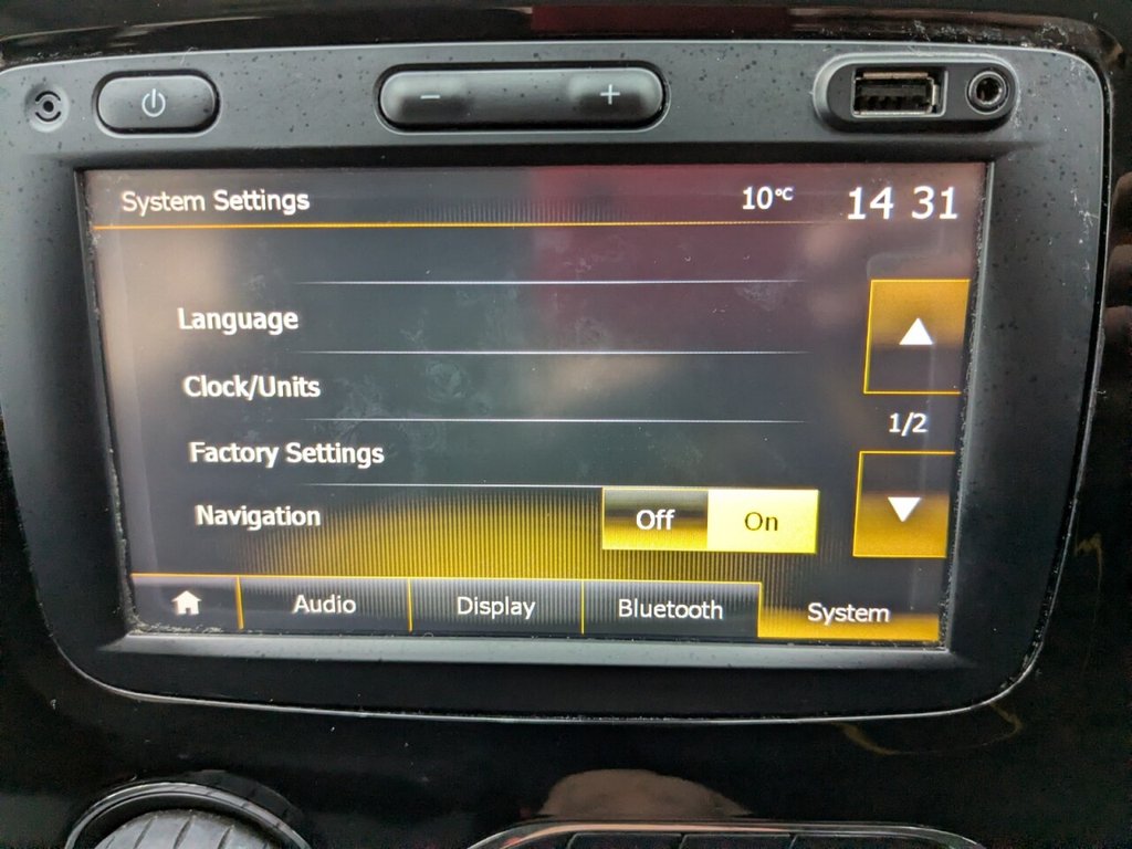 Used Renault Captur 2017 for sale - 77720077: Photo 30