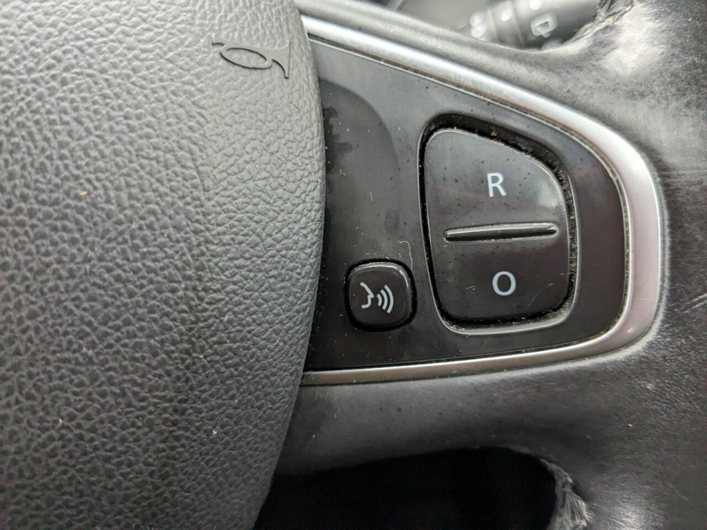 Used Renault Captur 2017 for sale - 77720077: Photo 37