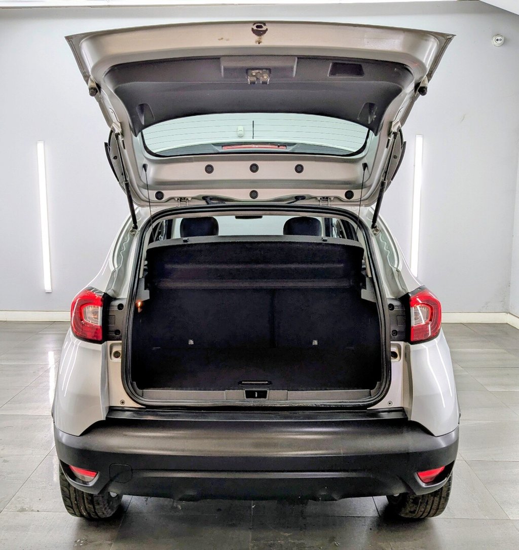 Used Renault Captur 2017 for sale - 77720077: Photo 9